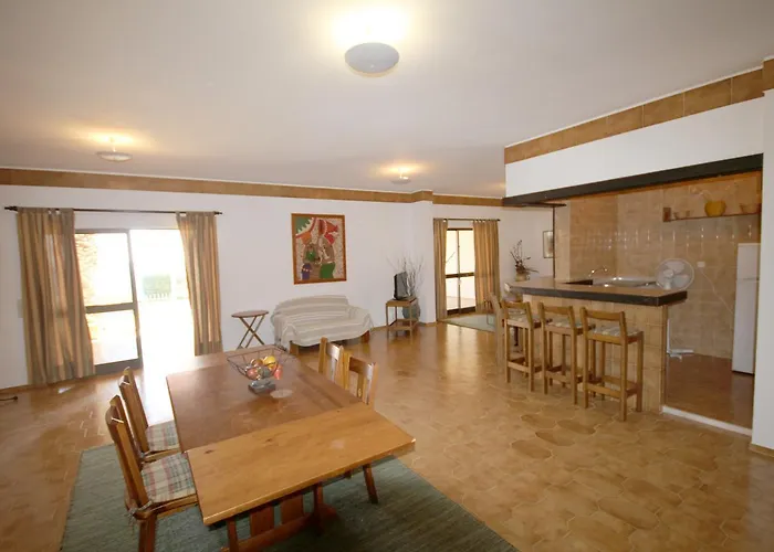 On The Dona Ana By Amcf Lagos